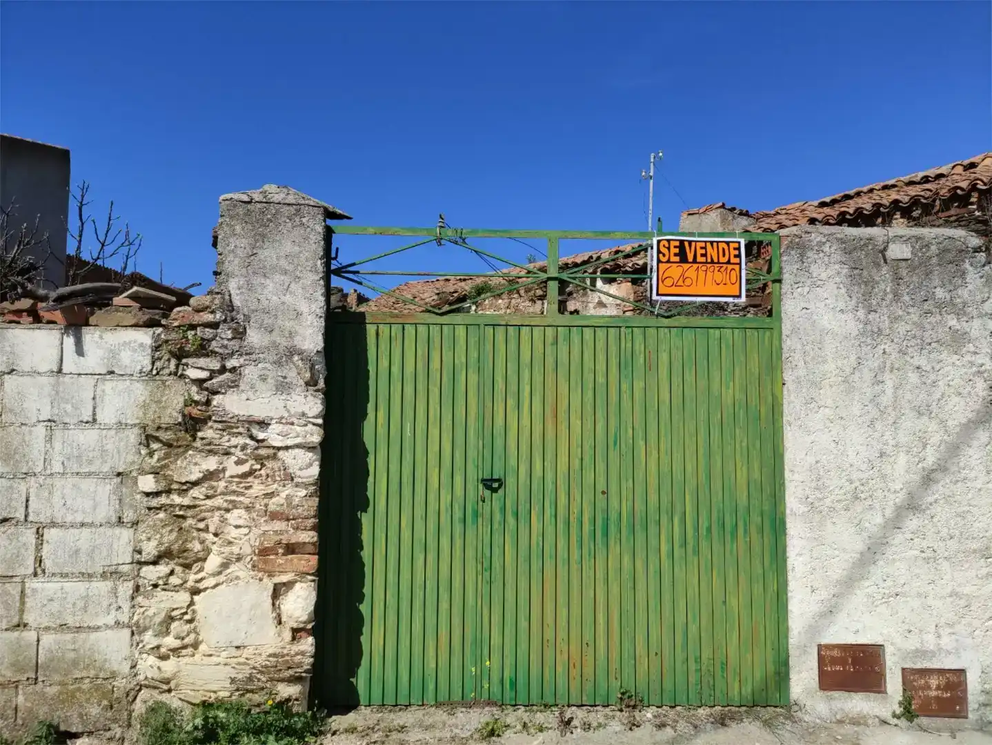 Vista exterior de Piso en venta en Aldeanueva de San Bartolomé