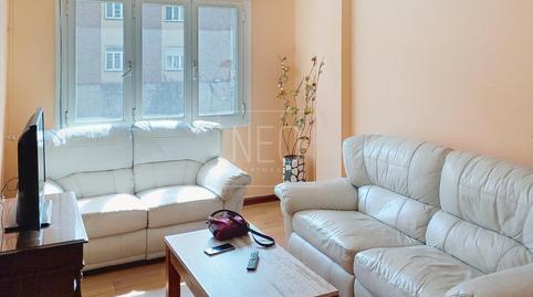 Foto 2 de Pis en venda a Avenida Constitucion, Laviada, Gijón