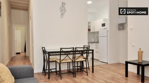 Foto 4 de Piso de alquiler en El Raval,  Barcelona Capital