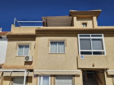 Apartamento con balcón en alquiler en Calle Coto de las Salinas
