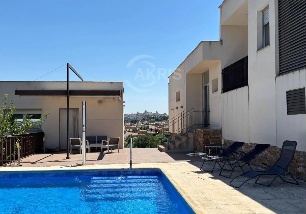Casa amb piscina en venda a Calle Monasterio Santa María la Real, imagen 20