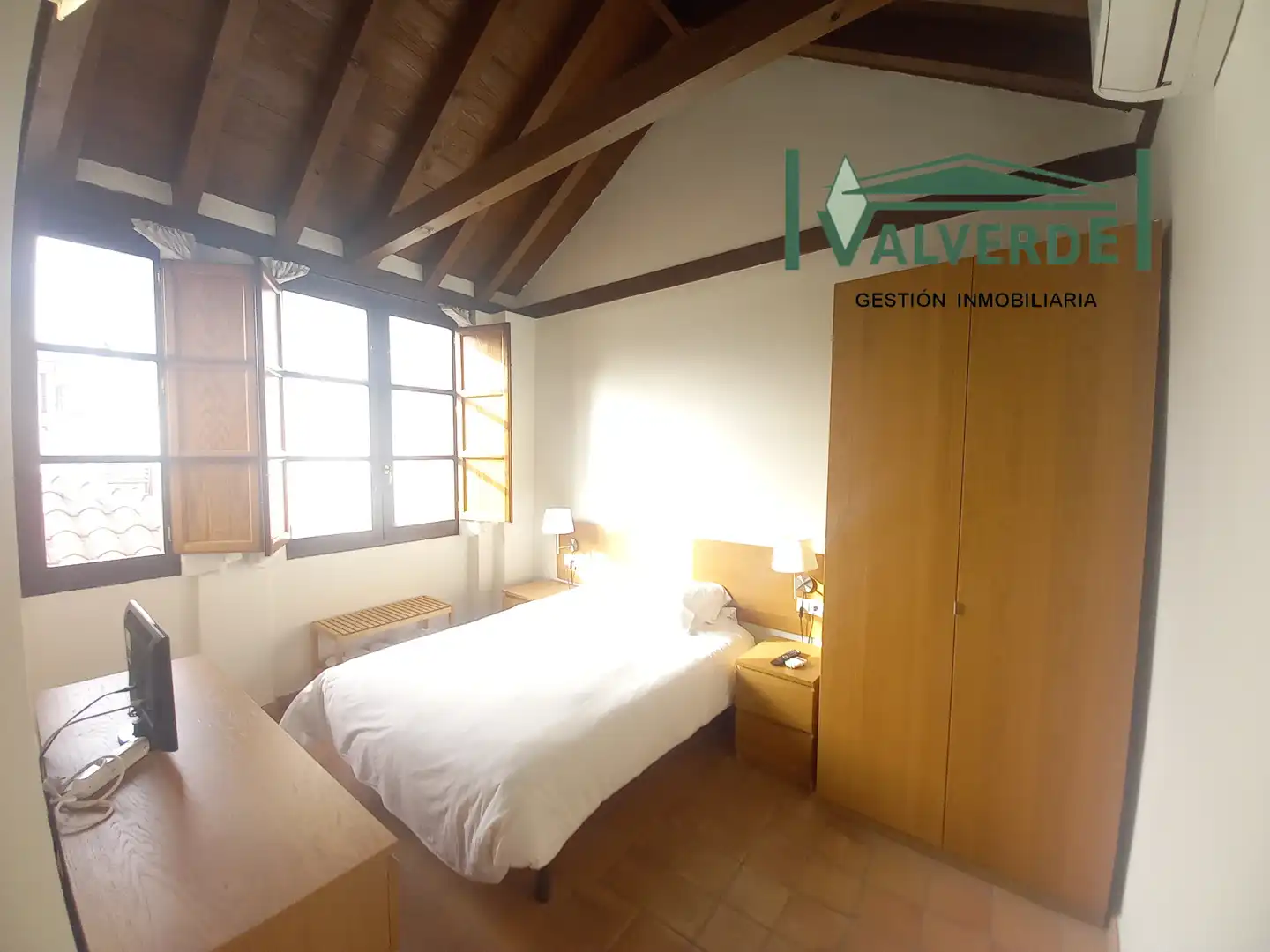 Flat for rent in Plaza de la Trinidad, Centro - Sagrario