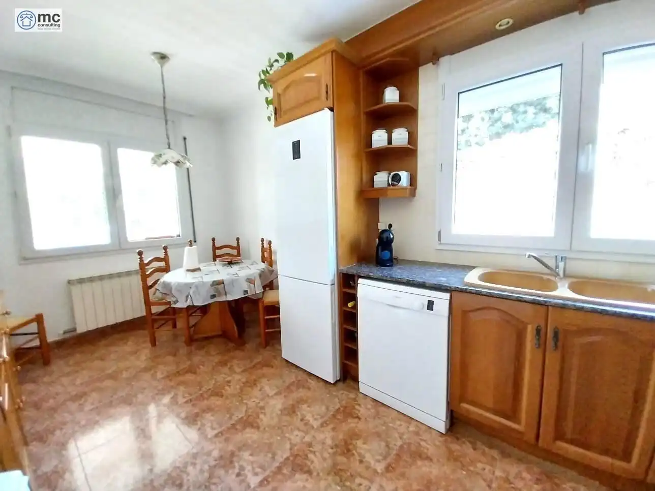 Kitchen of Houses for sale in Canovelles  with Air Conditioner, Private garden and Terrace