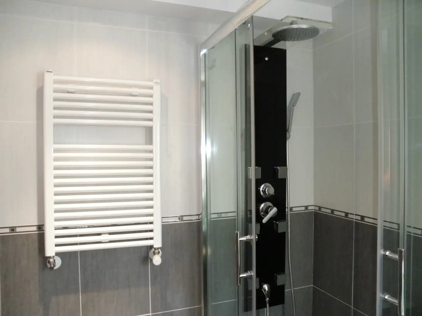 Badezimmer von Wohnung zum Verkauf in Mieres (Asturias) mit Heizung, Abstellraum und Möbliert