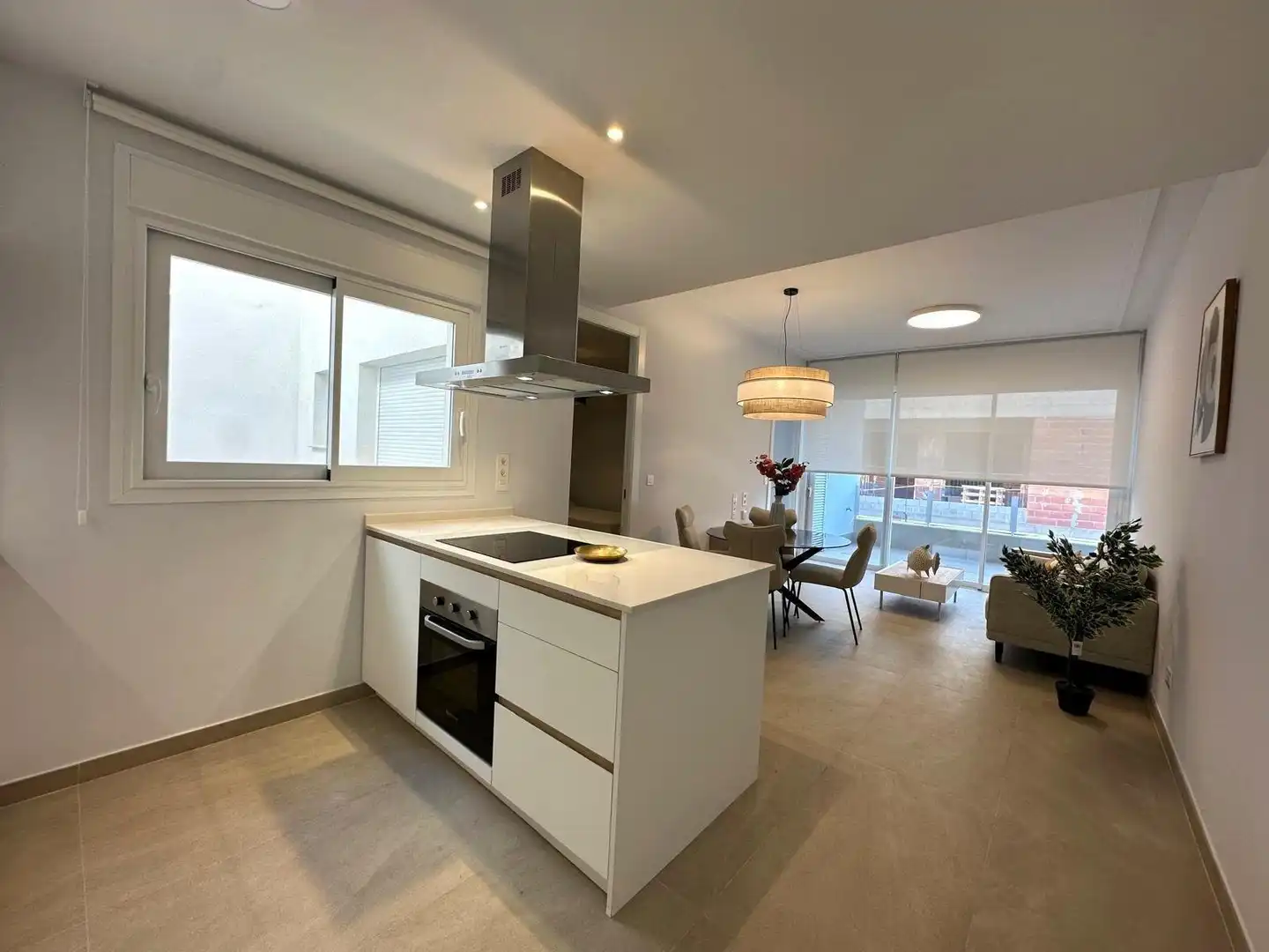 Apartment with pool for sale in Playa de los Locos, imagen 2