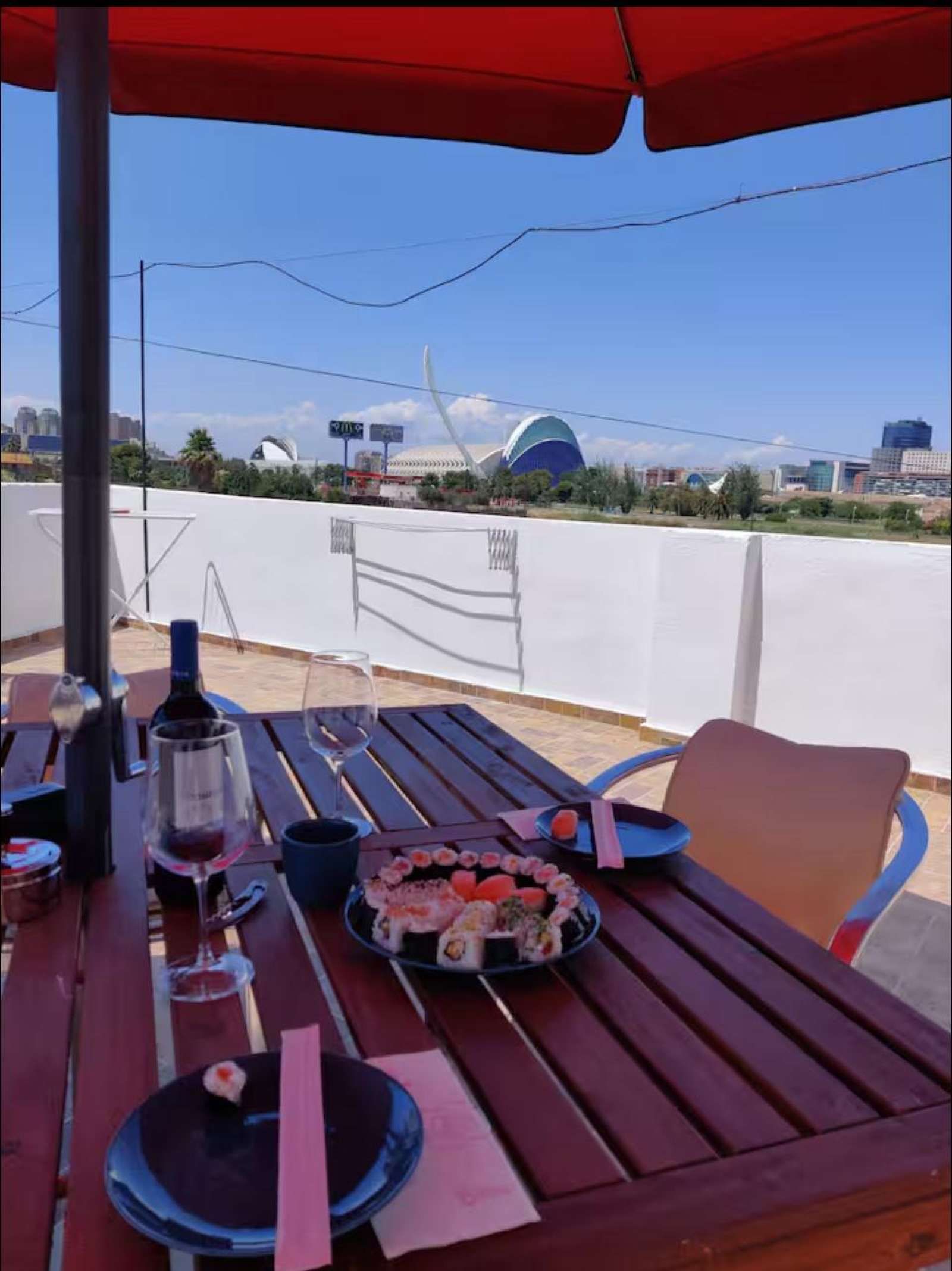 Terrassa de Apartament per a compartir en  Valencia Capital amb Aire condicionat, Calefacció i Terrassa