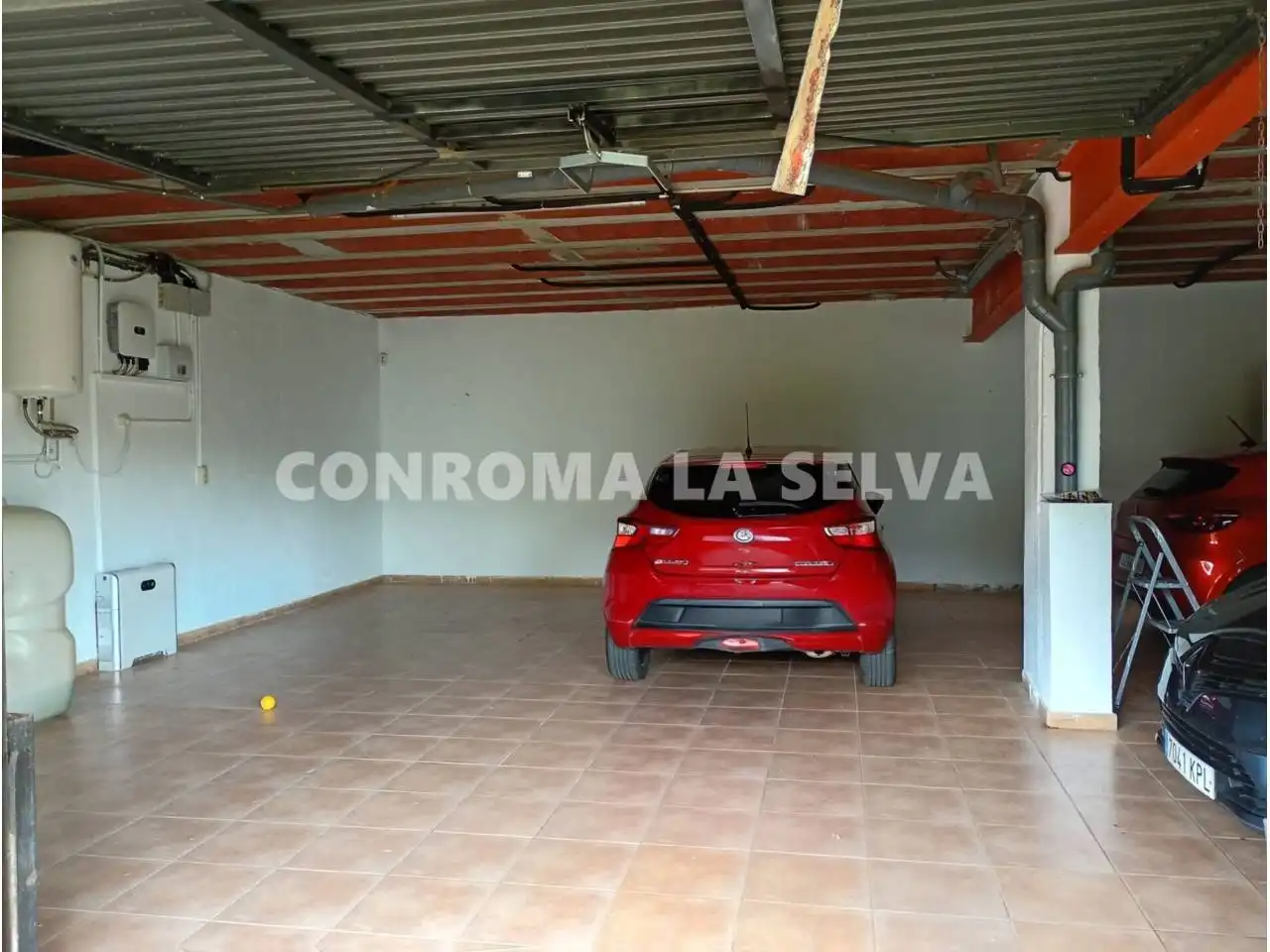 Aparcament de Casa o xalet en venda en Tordera amb Calefacció i Jardí privat