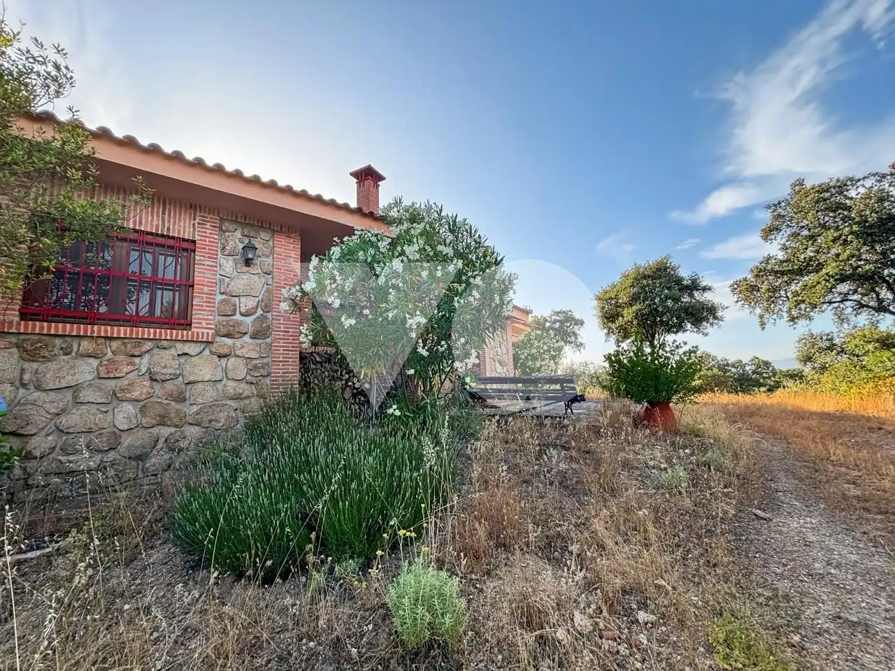 Vista exterior de Finca rústica en venta en Valdemorillo con Calefacción y Jardín privado