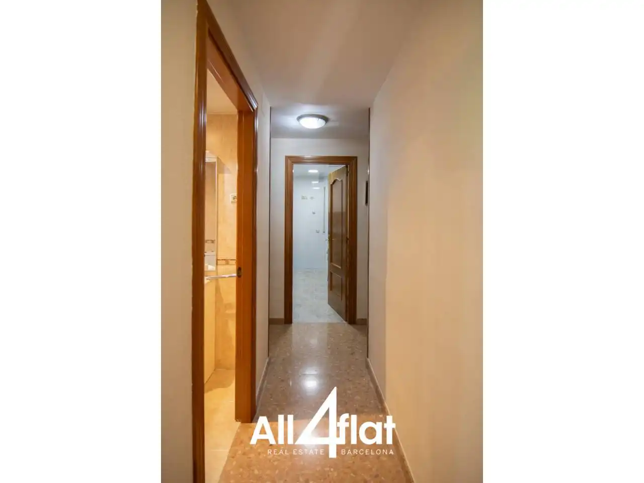 Wohnung zum Verkauf in Viladecans mit Klimaanlage, Heizung und Balkon