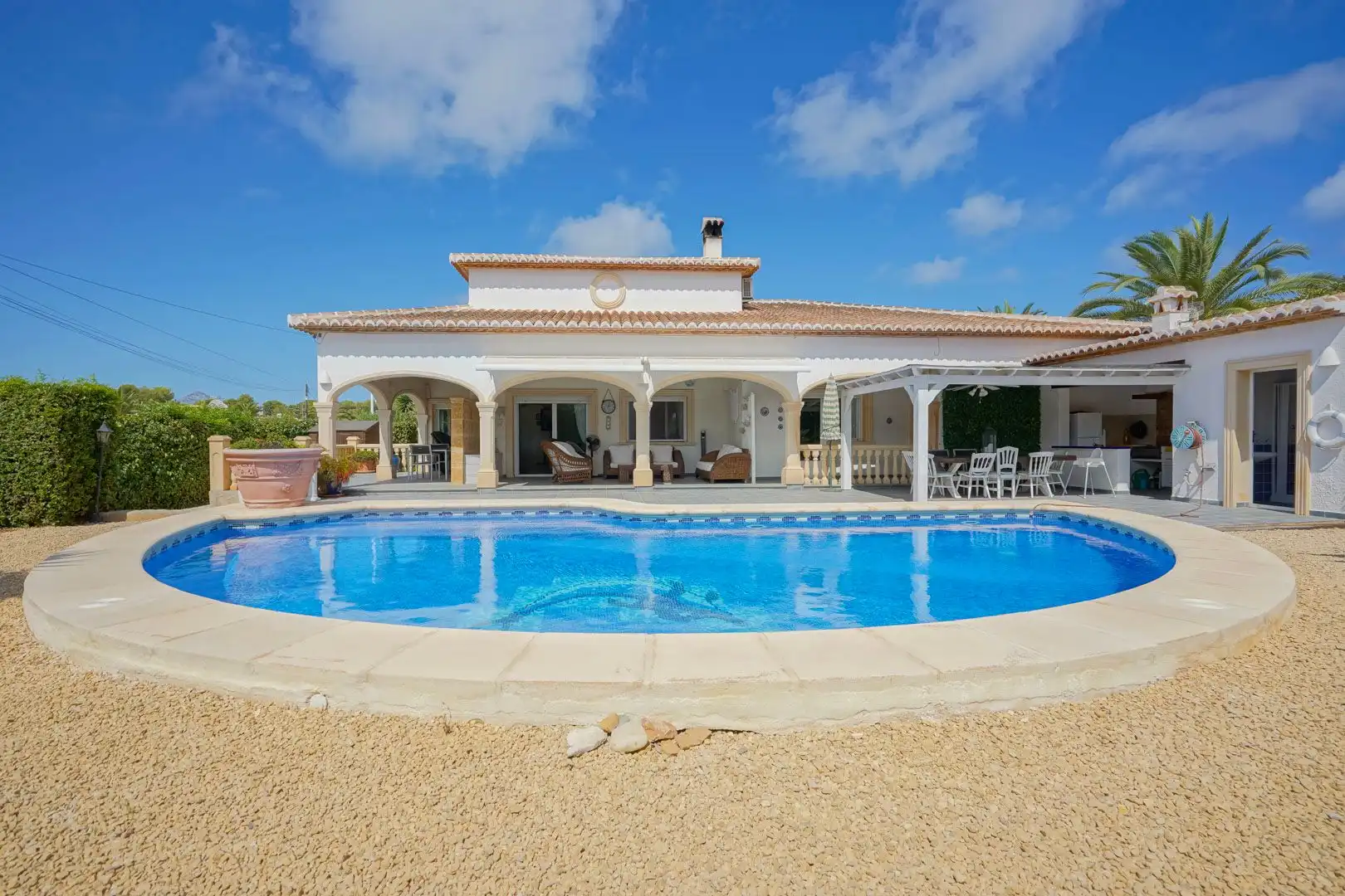 Vista exterior de Casa o xalet en venda en Jávea / Xàbia amb Aire condicionat, Calefacció i Jardí privat