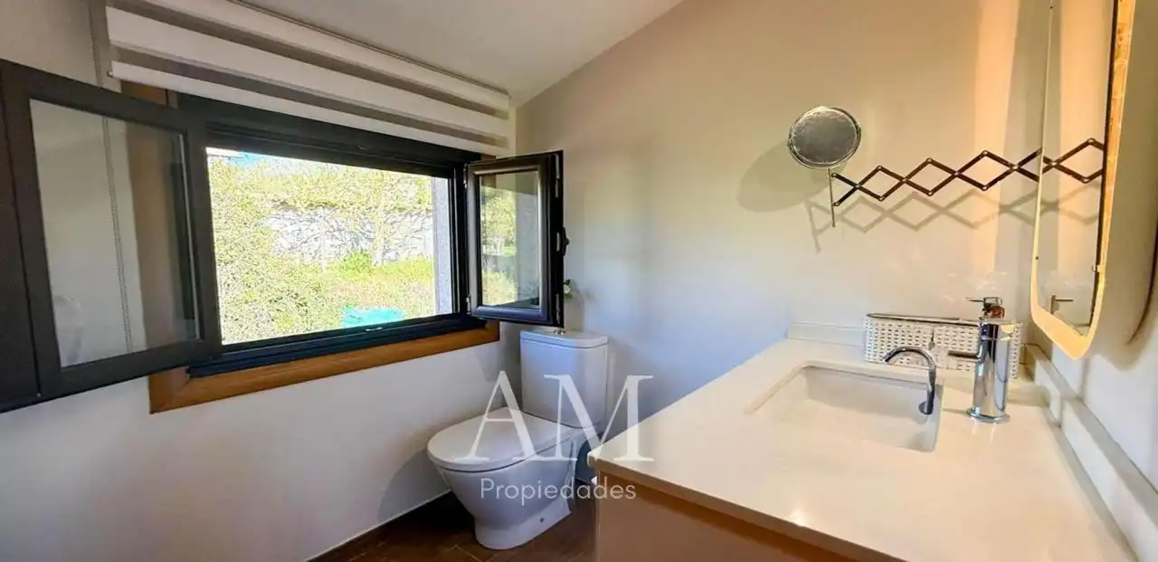 Jardín de Casa o chalet en venta en Vigo  con Calefacción, Jardín privado y Terraza