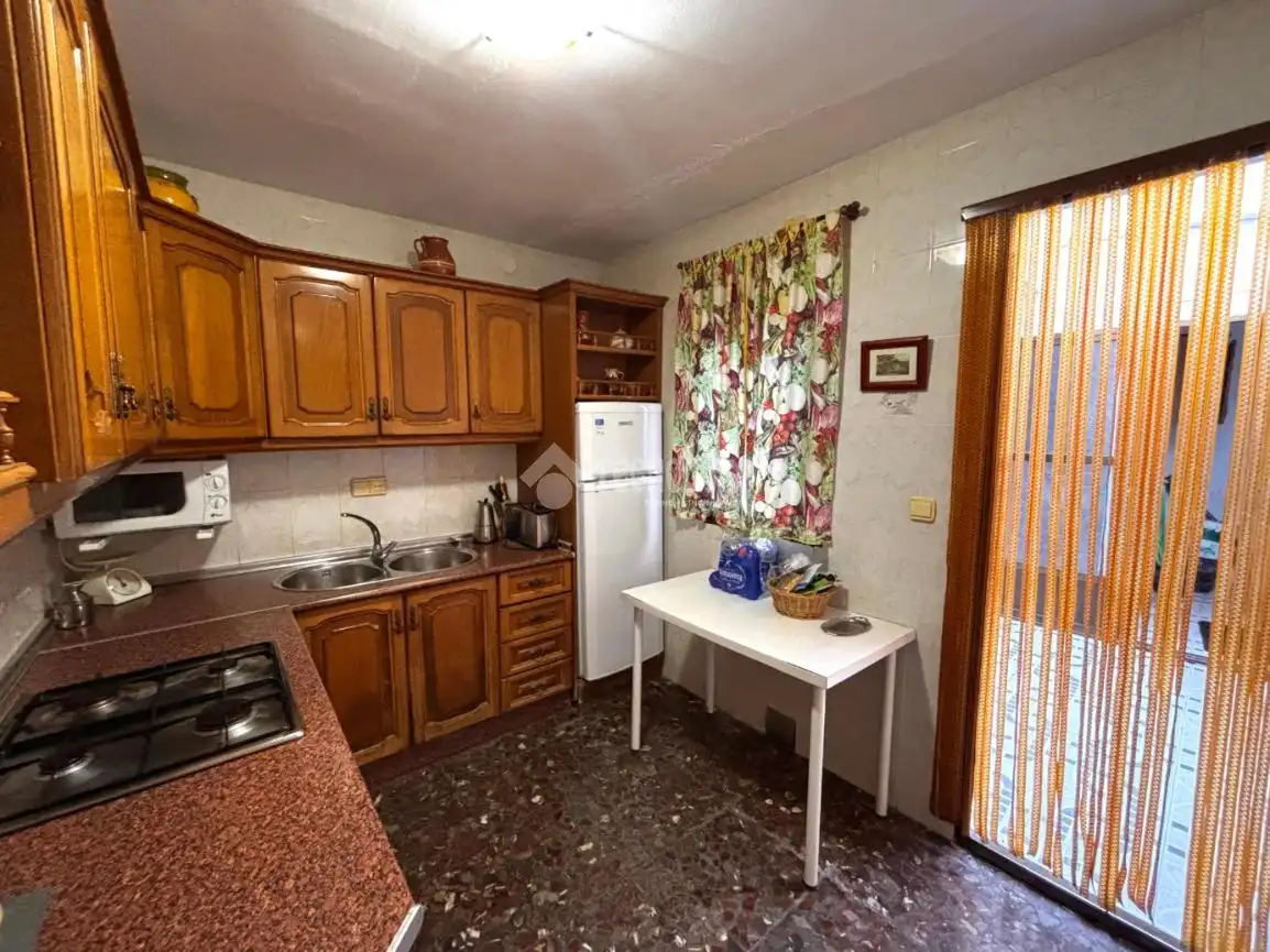 Casa amb terrassa en venda a C. Cervantes, imagen 4