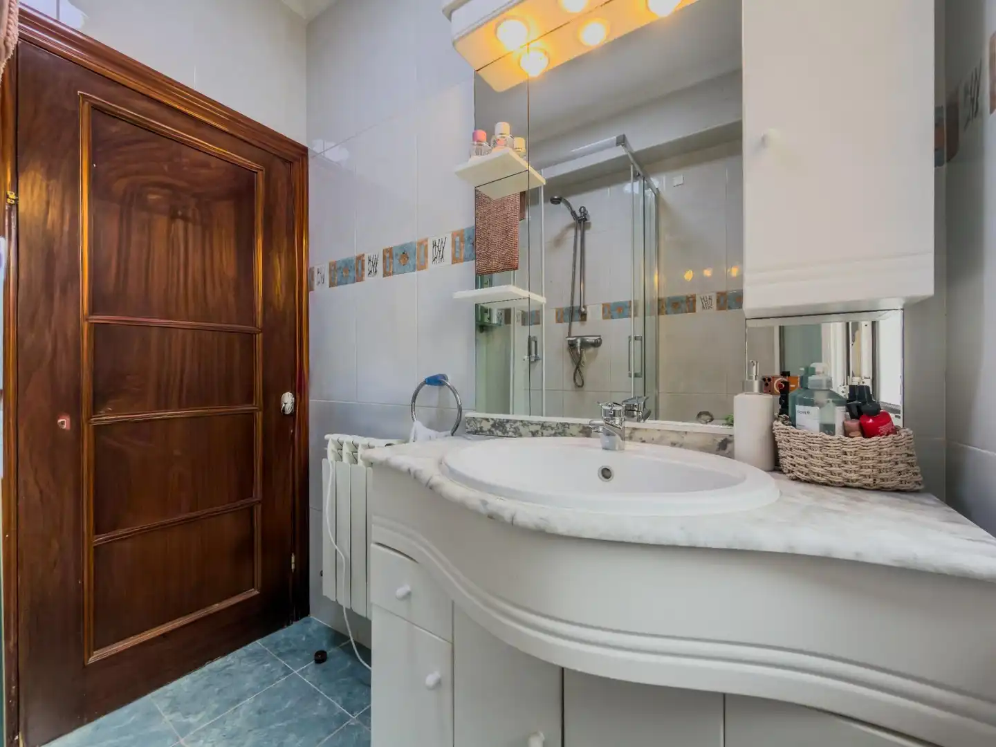 Bathroom of Flat for sale in Santa María de Cayón  with Heating and Furnished