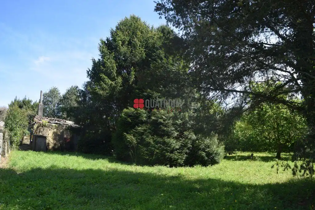 Casa o xalet en venda en Santiago de Compostela  amb Jardí privat