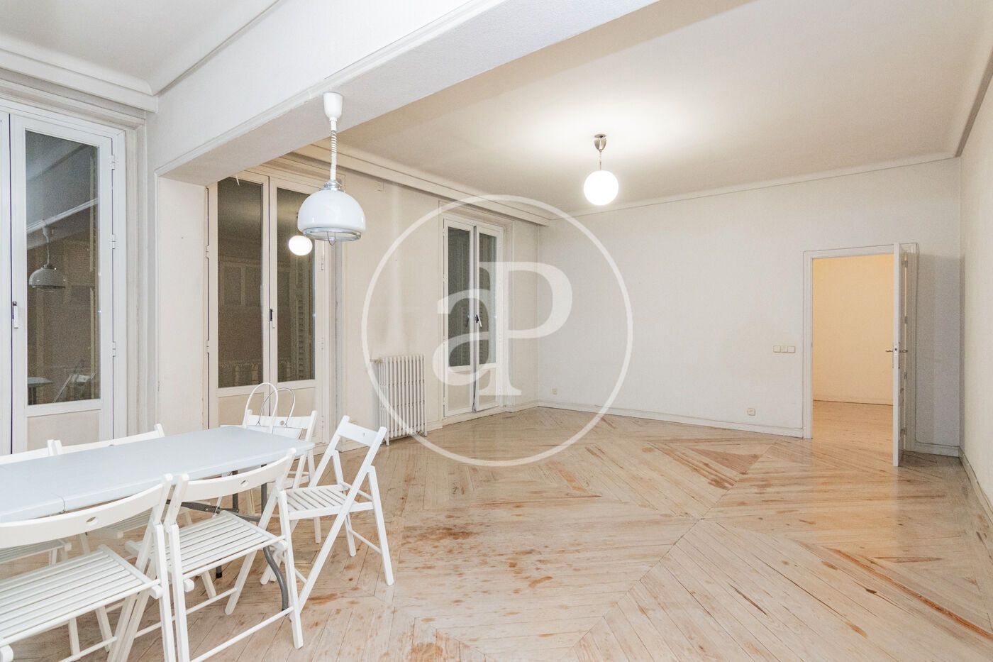 Bedroom of Flat for sale in  Madrid Capital  with Heating, Storage room and Balcony