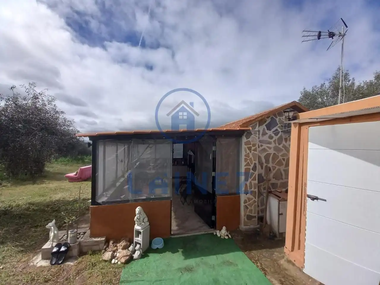 Vista exterior de Terreno en venta en Hinojosa del Duque