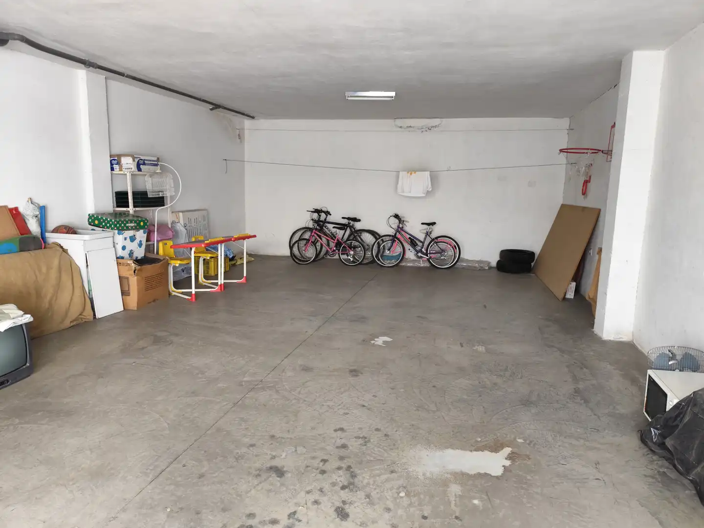 Parking de Casa adosada en venta en Mérida con Amueblado