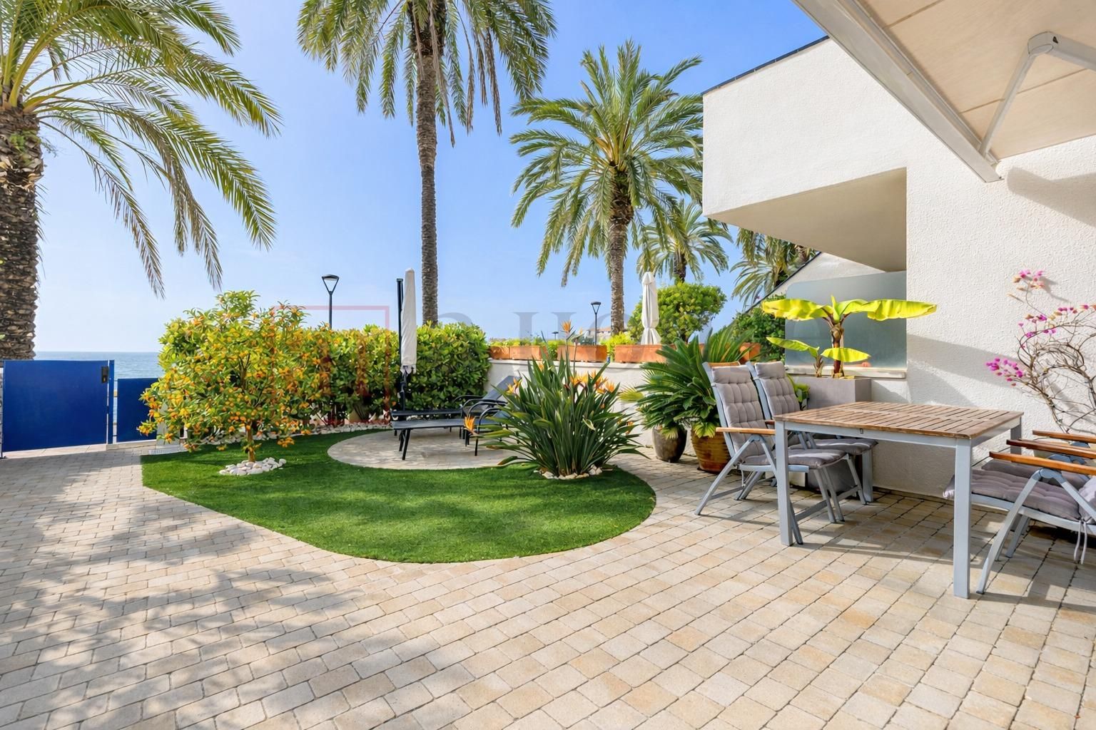 Terrasse von Wohnung zum Verkauf in Sitges mit Privatgarten, Parkett und Terrasse