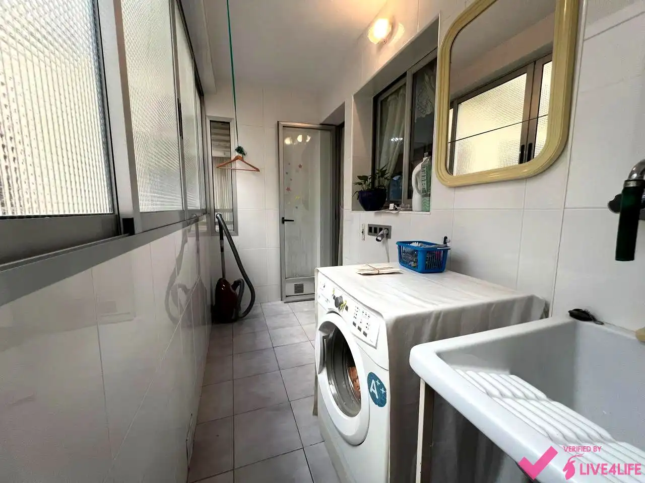 Balcony of Flat for rent in Valencia  with Air Conditioner, Parquet flooring and Furnished