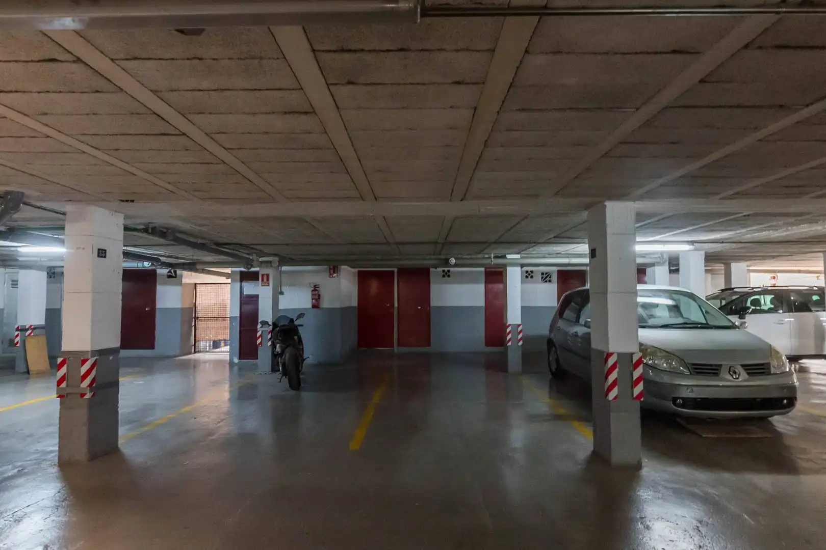 Piso con balcón en venta en Calle JAZMIN, imagen 4