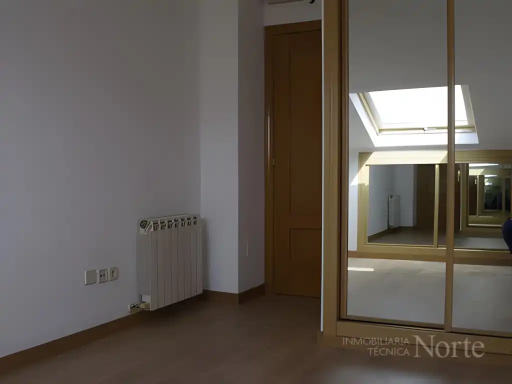 Dormitori de Dúplex en venda en Valdeolmos-Alalpardo