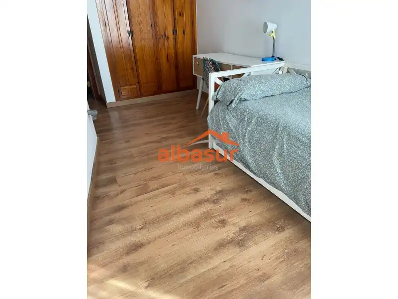 Dormitori de Dúplex en venda en Córdoba amb Aire condicionat, Calefacció i Parquet
