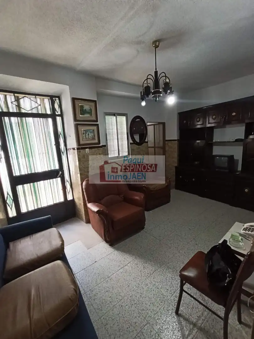 Sala d'estar de Casa o xalet en venda en Torredonjimeno amb Terrassa i Traster