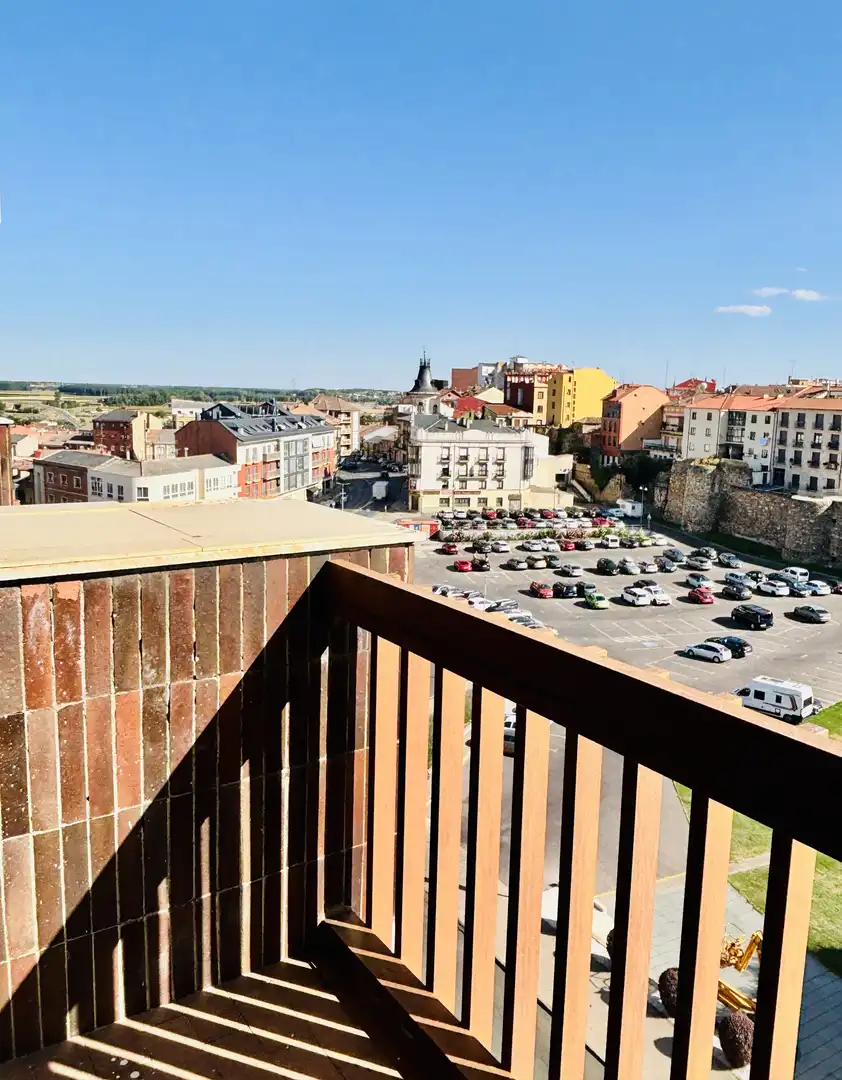Exterior view of Flat for sale in Astorga  with Terrace and Balcony
