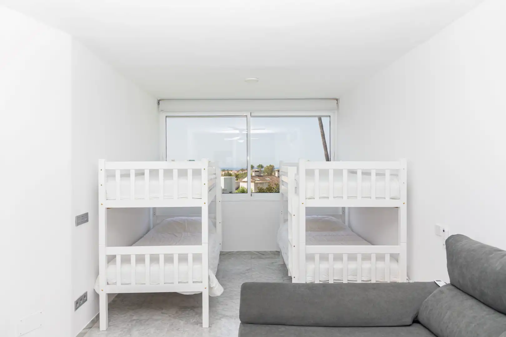 Bedroom of Detached homes for rent in Estepona  with Air Conditioner, Private garden and Terrace