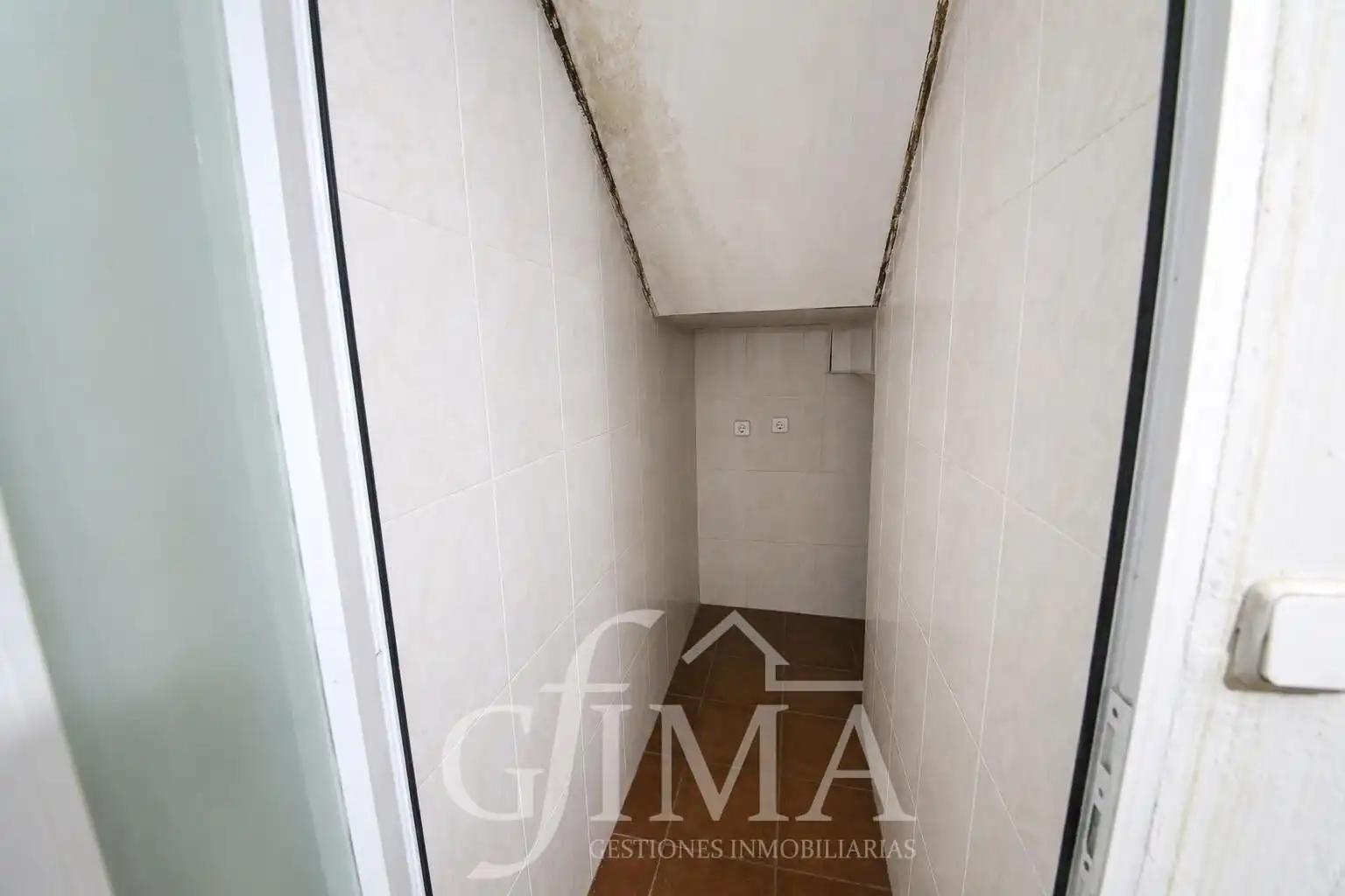 Casa adosada en venta en Tomelloso con Calefacción y Trastero