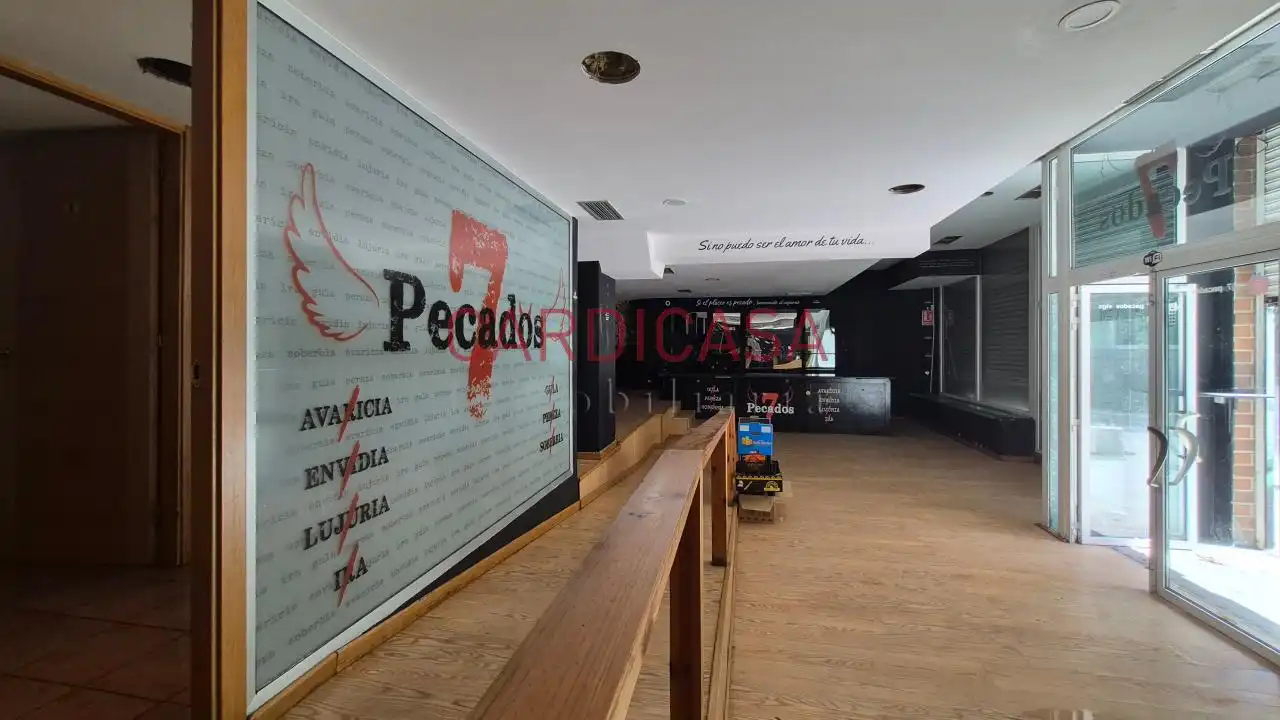 Local comercial en venda a canovas del castillo, imagen 11