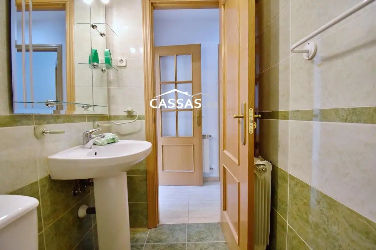 Baño de Planta baja en venta en Torrejón de Ardoz con Aire acondicionado y Piscina comunitaria