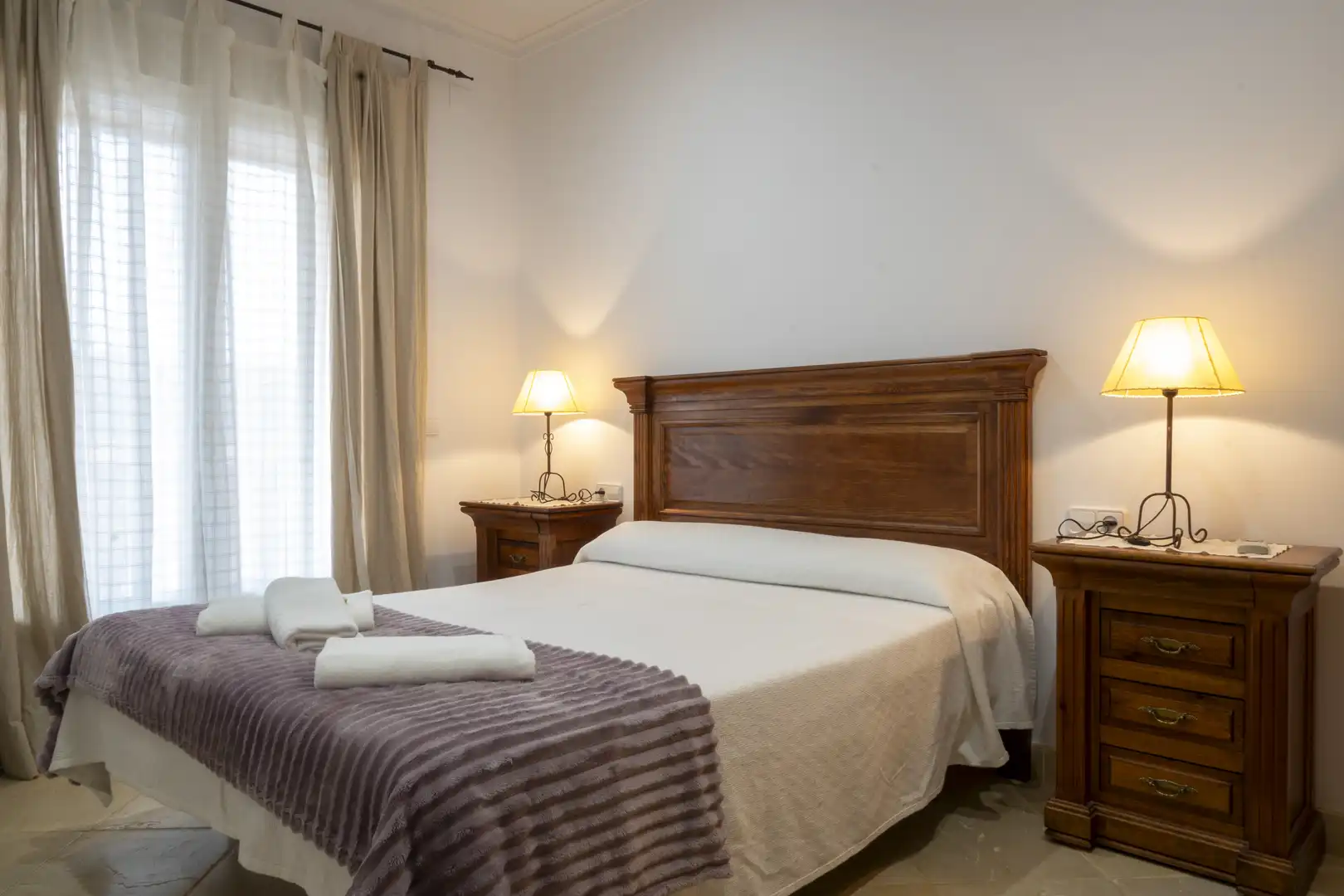 Habitación de Casa o chalet en venta en Ruidera con Aire acondicionado, Calefacción y Jardín privado