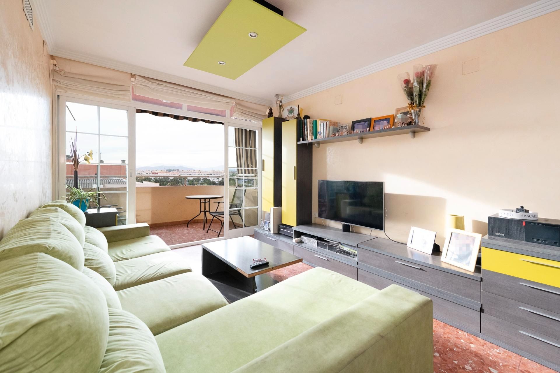 Sala d'estar de Pis en venda en Málaga Capital amb Aire condicionat i Terrassa