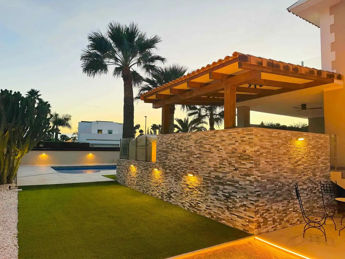 Casa o xalet en venda a Pueblo - Urbanizaciones