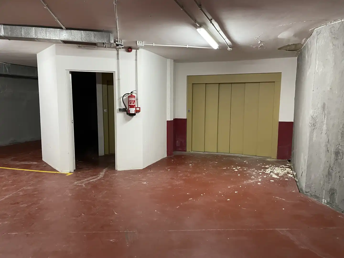 Garaje en venta en Fene