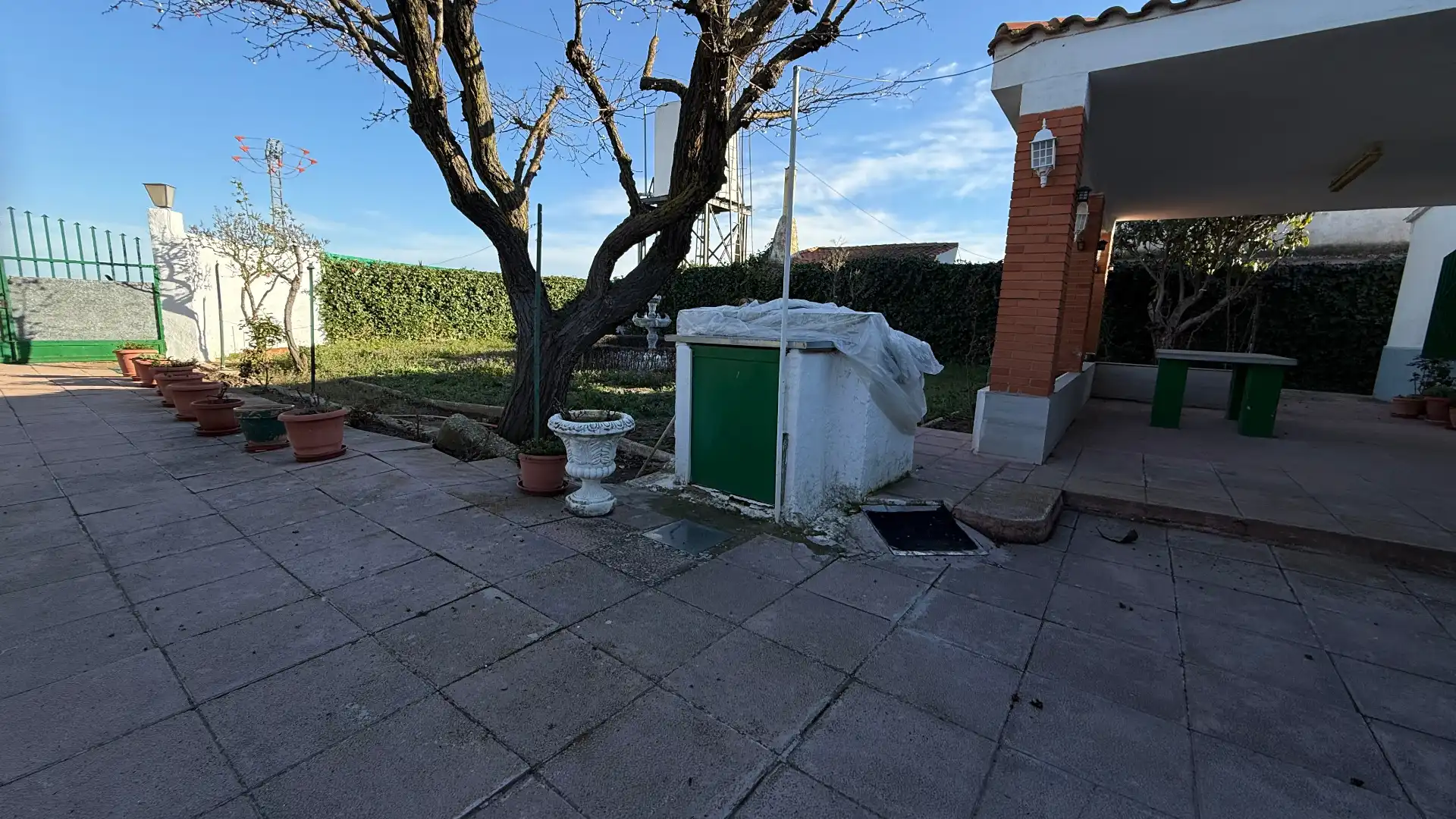 Jardí de Casa o xalet en venda en Barrax amb Calefacció, Piscina i Moblat