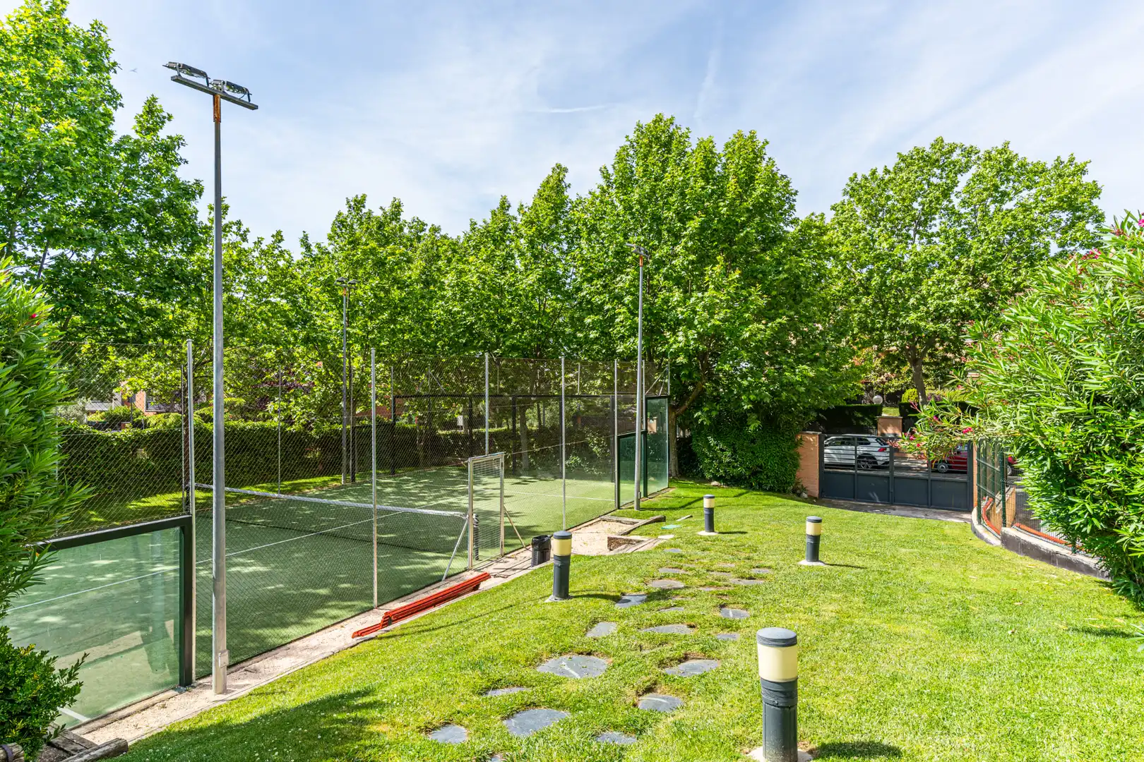 Parkplatz von Wohnung zum Verkauf in Las Rozas de Madrid mit Klimaanlage, Heizung und Parkett