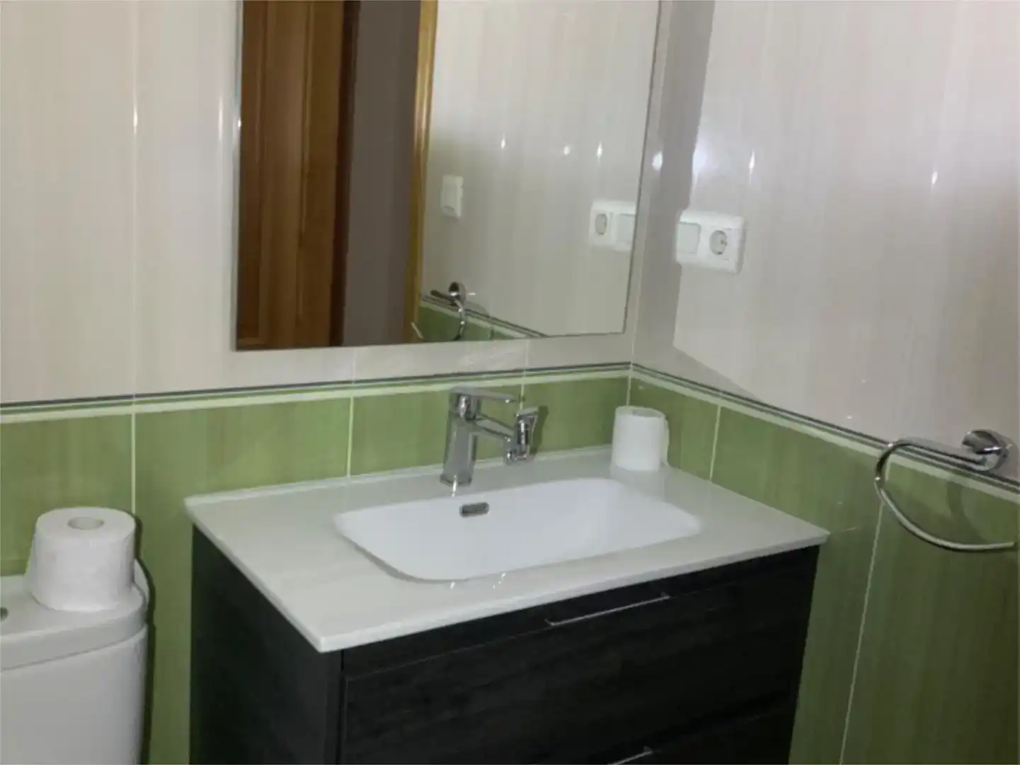 Baño de Piso en venta en A Rúa  con Parquet y Trastero