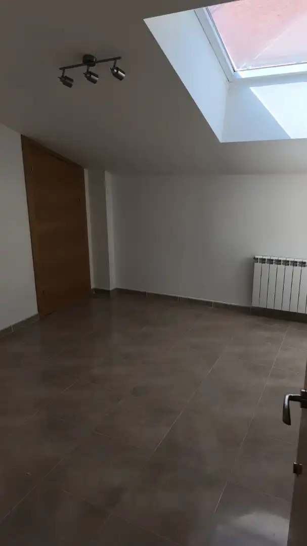 Piso en venta en Villalón de Campos con Calefacción, Terraza y Horno