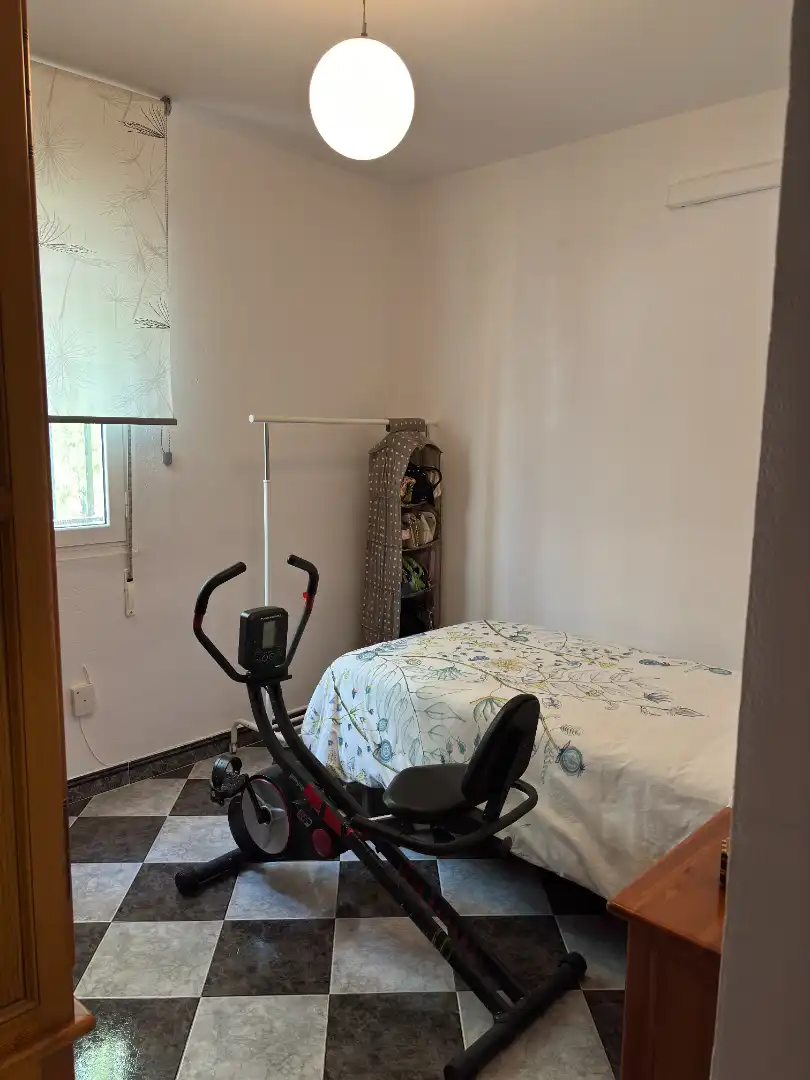 Bedroom of Flat for sale in Sur