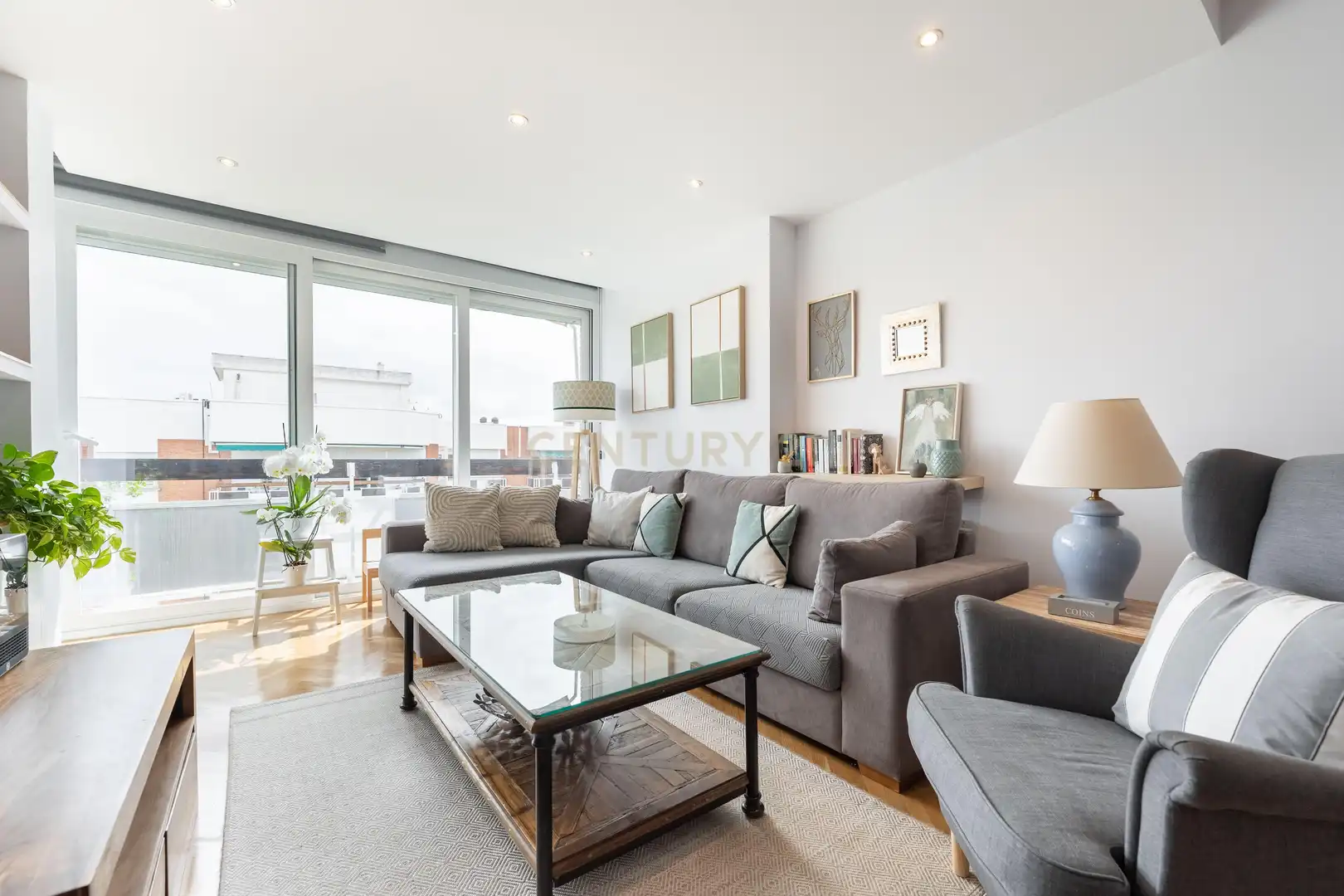 Sala d'estar de Apartament en venda en Madrid amb Aire condicionat, Traster i Forn