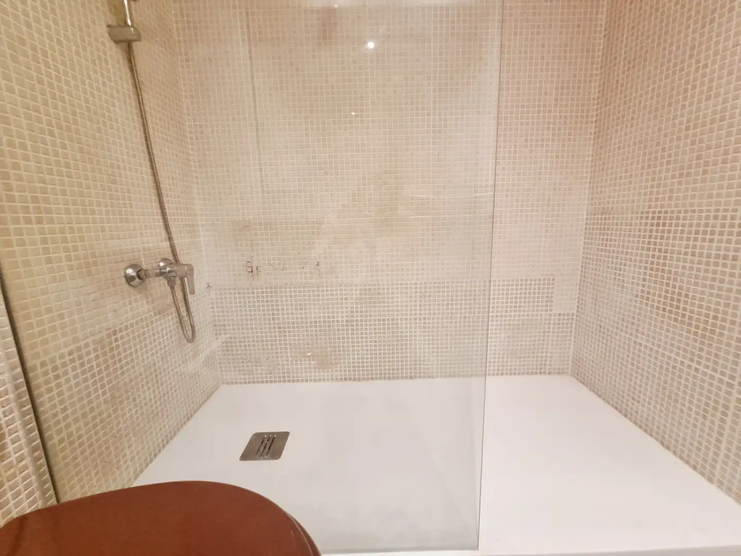 Baño de Piso en venta en Girona con Aire acondicionado, Calefacción y Jardín privado