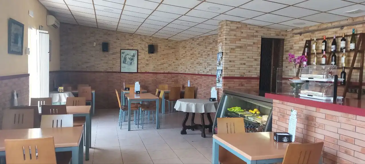 Local comercial de lloguer a Carrer Calsina, imagen 5