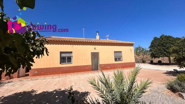 Casa-chalet en Venta en Cantoria