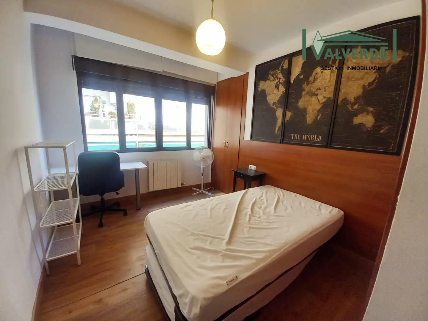 Bedroom of Flat for rent in Granada  with Air Conditioner, Heating and Furnished