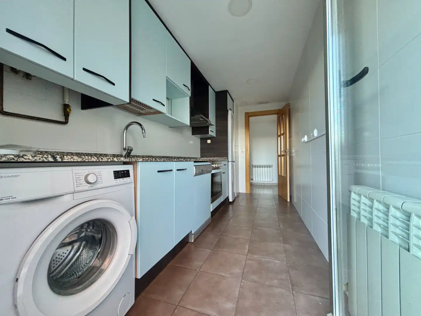 Cocina de Piso en venta en Cadrete con Calefacción, Jardín privado y Trastero