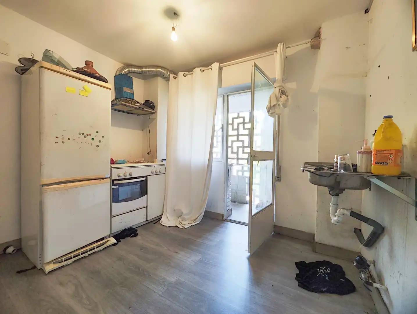 Cuina de Pis en venda en Puertollano amb Jardí privat, Parquet i Moblat