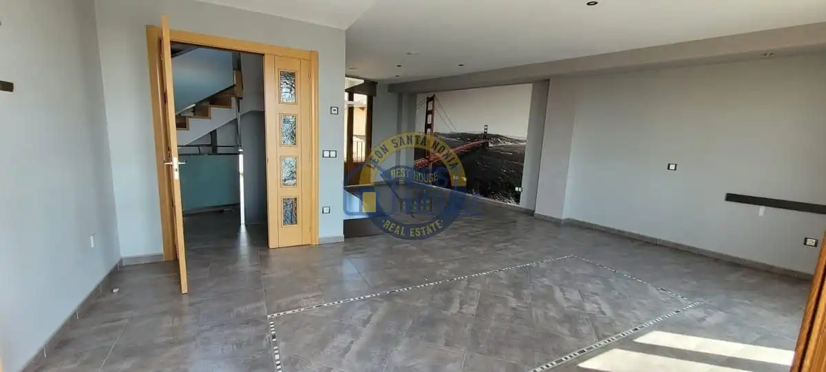 Houses for sale in Onzonilla  with Heating and Alarm