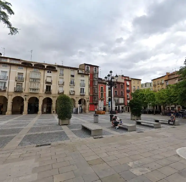 Piso en venta en Plaza del Mercado, Casco Antiguo